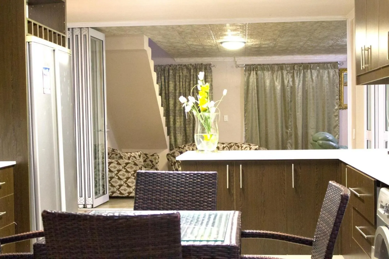 Ludinz Guest Houseselfcateringprowvalley Cape Town Oda ve Kahvaltı