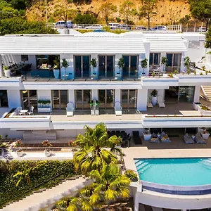 2* Konukevi Clifton Yolo Spaces - Clifton Mansion